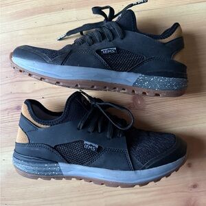 LEMS Women's hiking shoes